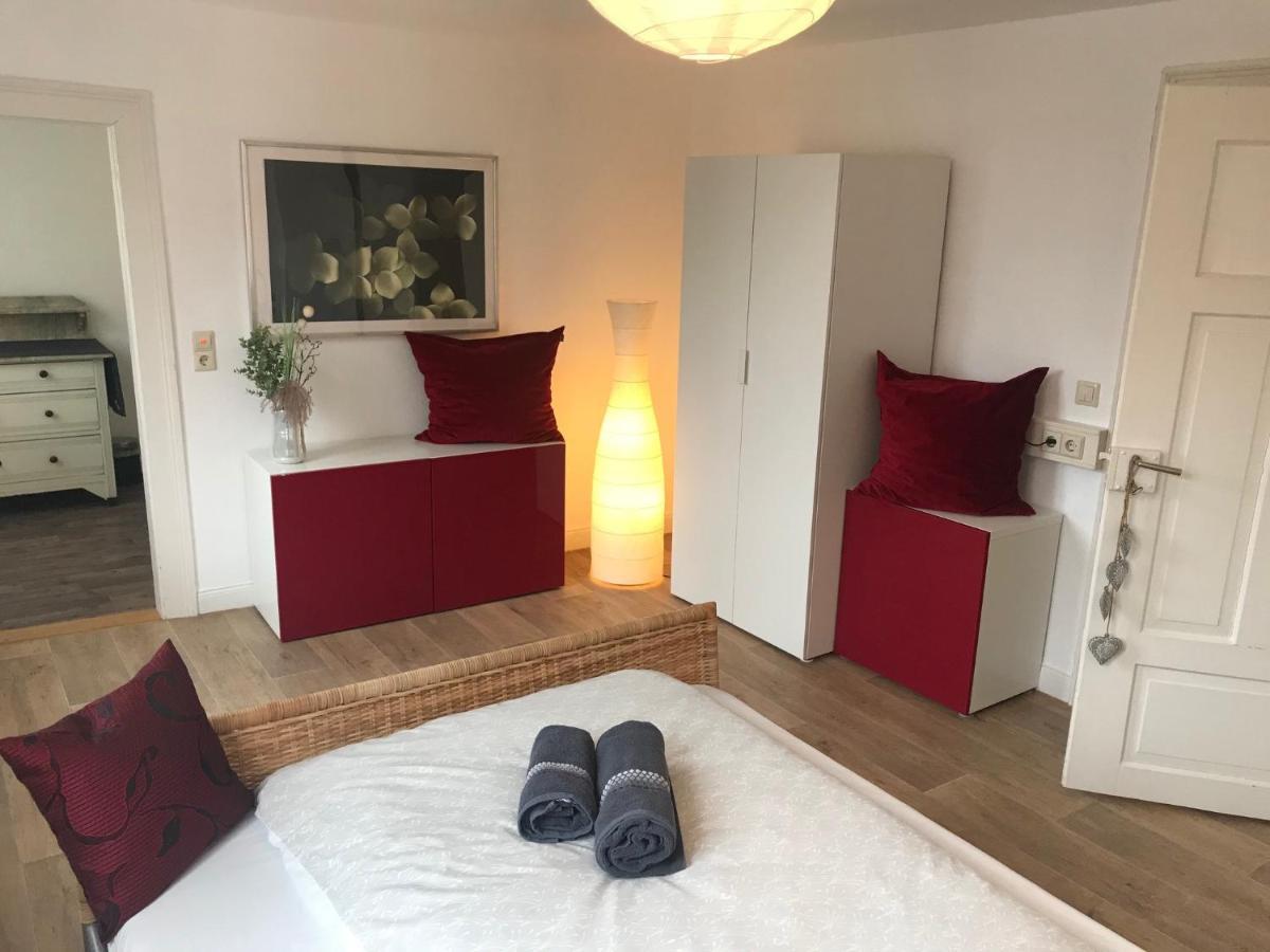 Schone, Helle Und Geraumige Innenstadtwohnung Ravensburg Bagian luar foto
